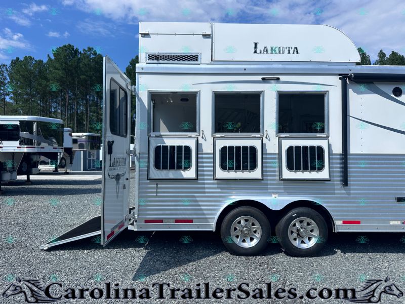 Used Horse Trailers for Sale