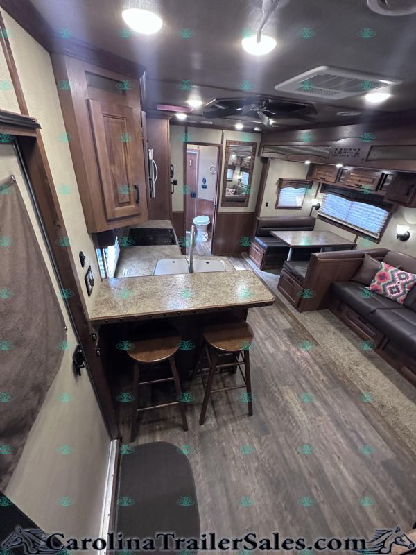 Used Horse Trailers for Sale