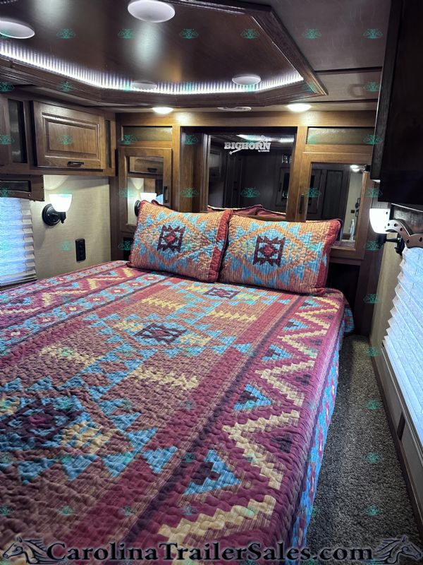 Used Horse Trailers for Sale
