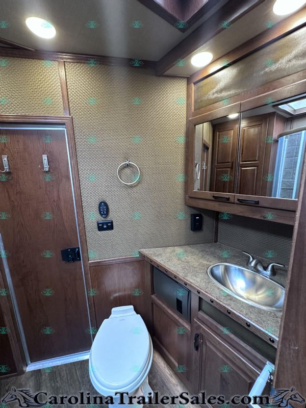 Used Horse Trailers for Sale