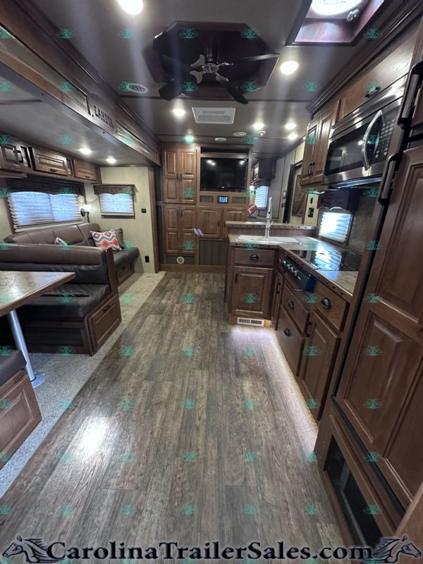 Used Horse Trailers for Sale