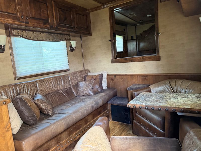 Used Horse Trailers for Sale