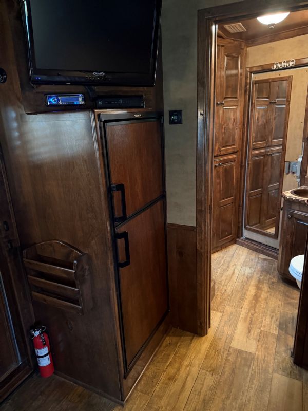 Used Horse Trailers for Sale