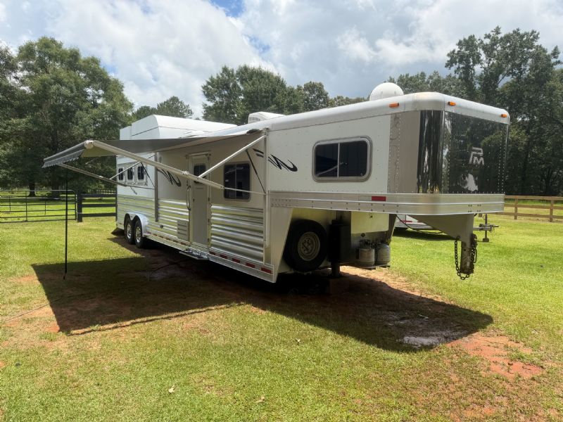 Used Horse Trailers for Sale
