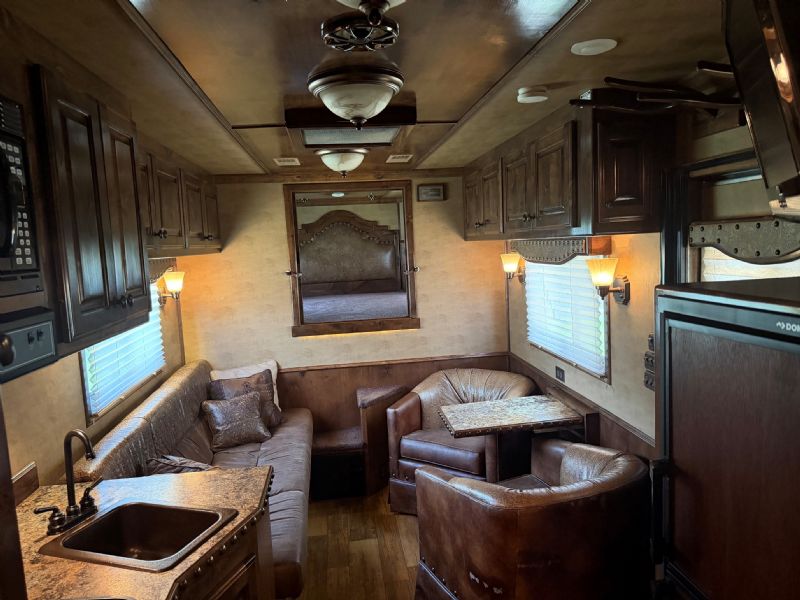 Used Horse Trailers for Sale