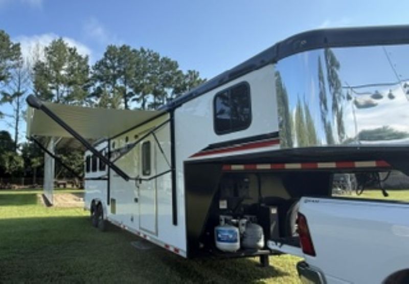 Used Horse Trailers for Sale