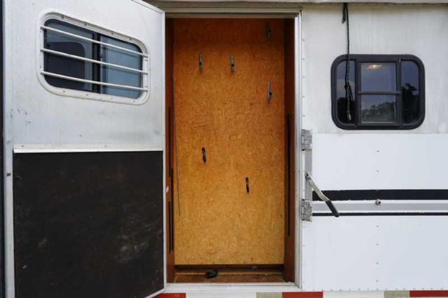 Used Horse Trailers for Sale