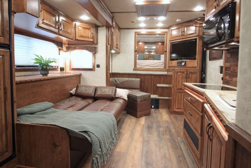 Used Horse Trailers for Sale