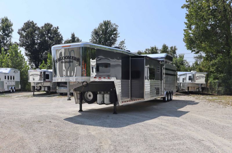 Used Horse Trailers for Sale