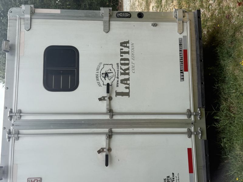 Used Horse Trailers for Sale