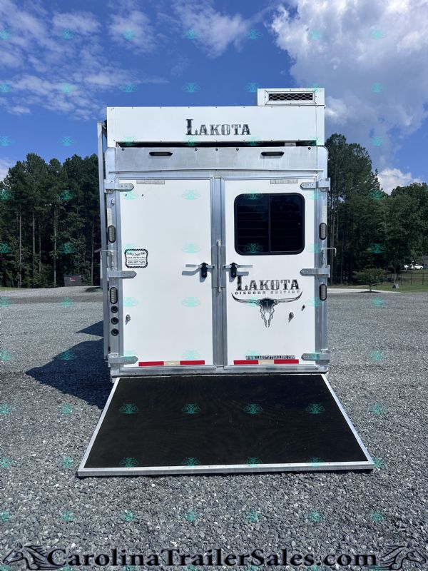 Used Horse Trailers for Sale