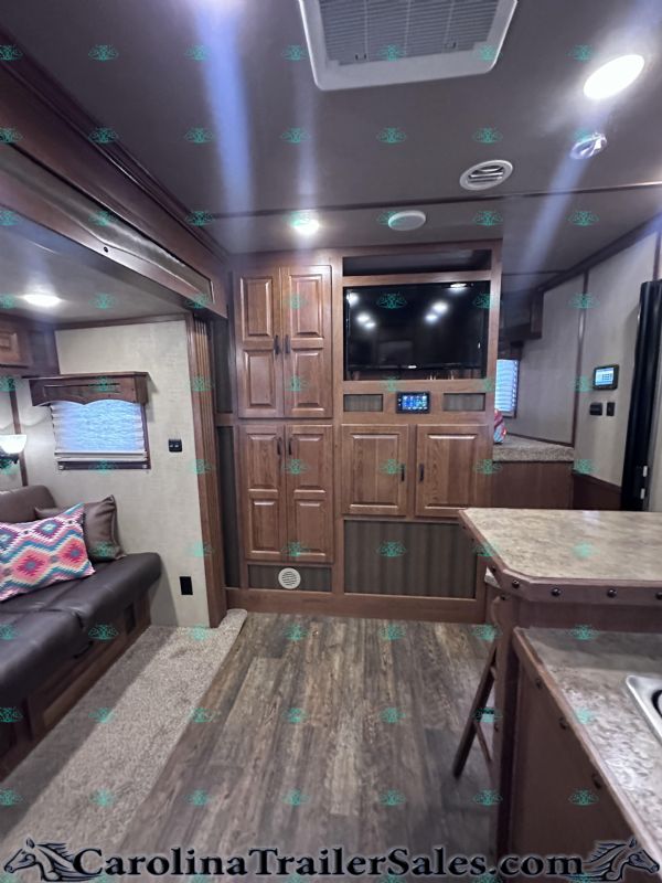 Used Horse Trailers for Sale