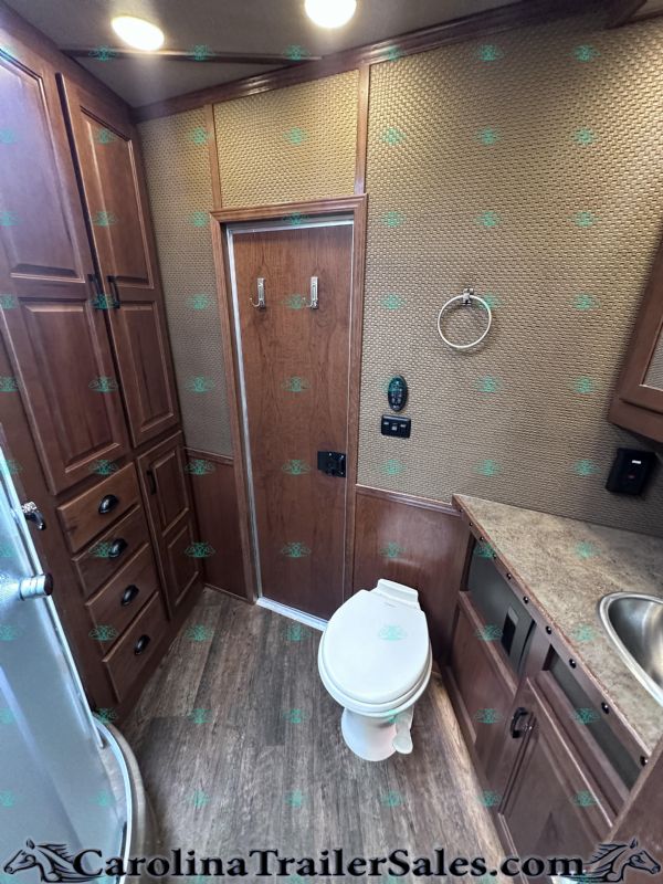 Used Horse Trailers for Sale