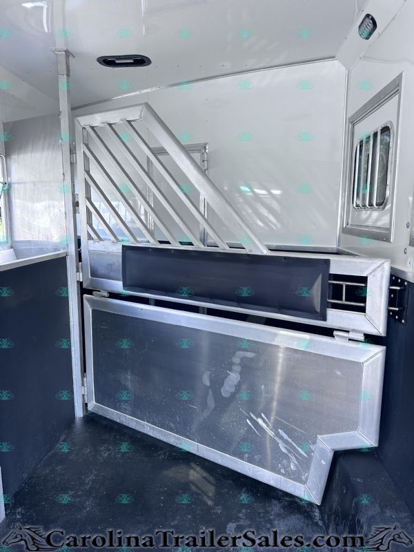 Used Horse Trailers for Sale