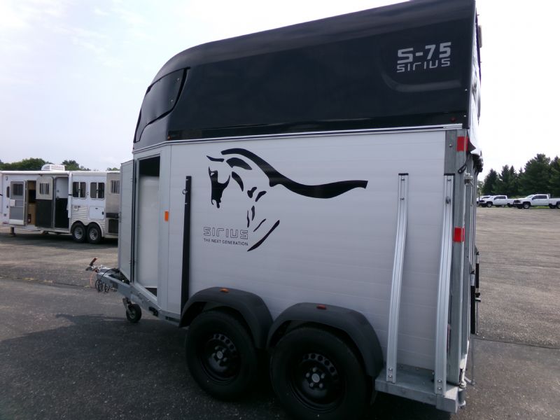 Used Horse Trailers for Sale