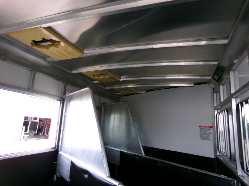 Used Horse Trailers for Sale