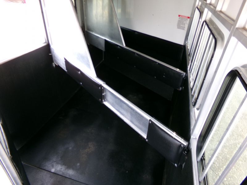 Used Horse Trailers for Sale