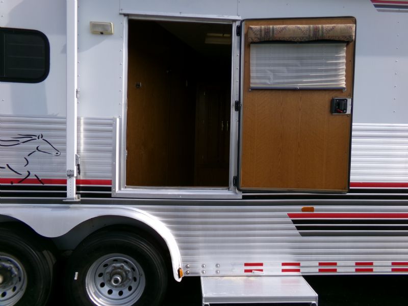 Used Horse Trailers for Sale