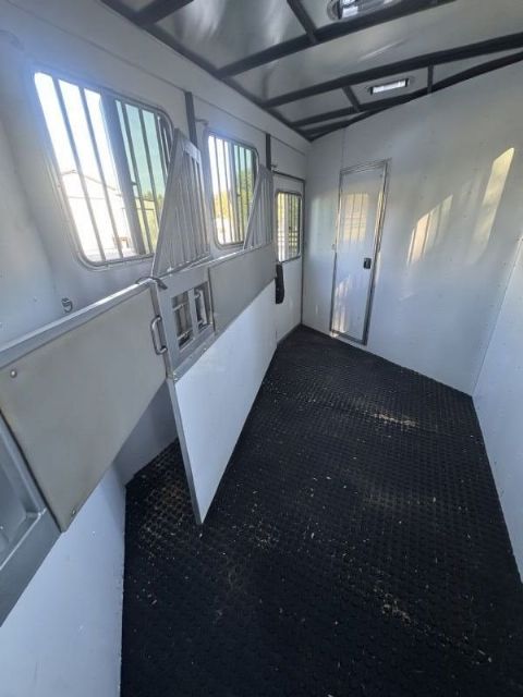 Used Horse Trailers for Sale