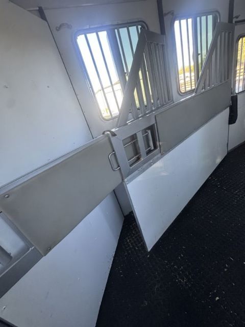 Used Horse Trailers for Sale
