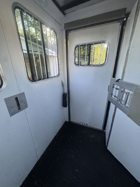 Used Horse Trailers for Sale