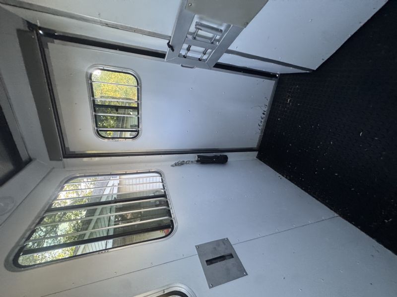Used Horse Trailers for Sale