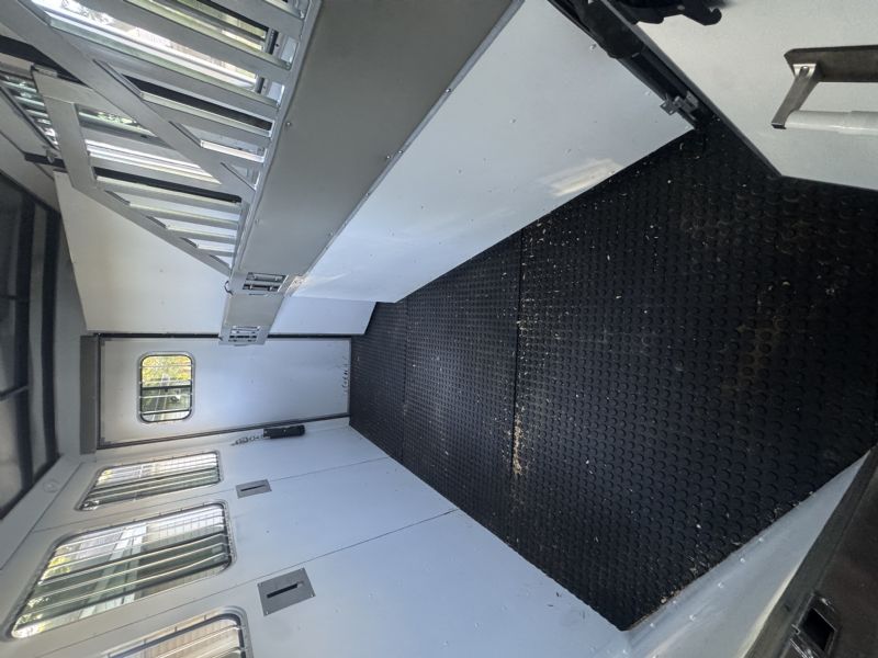 Used Horse Trailers for Sale