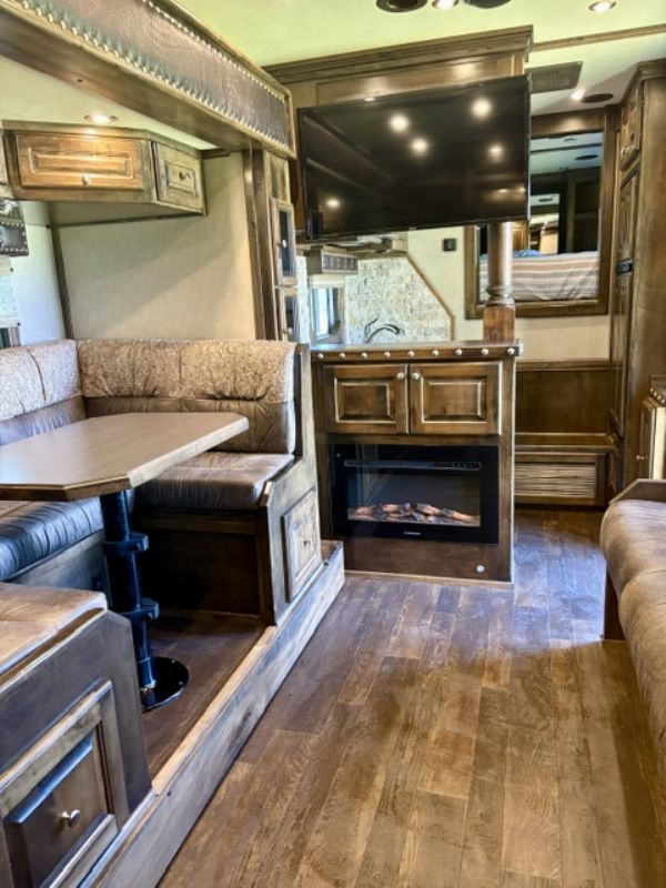 Used Horse Trailers for Sale