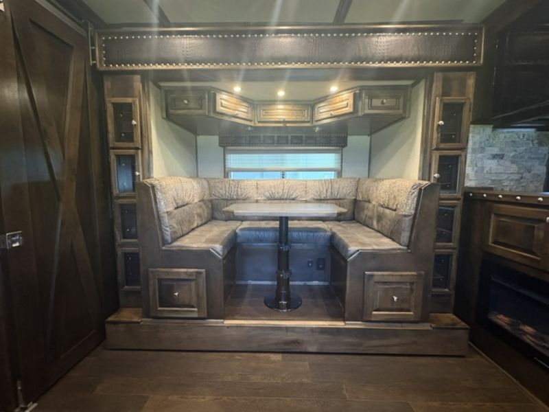 Used Horse Trailers for Sale