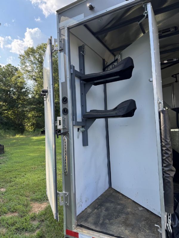 Used Horse Trailers for Sale