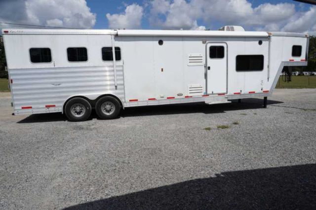 Used Horse Trailers for Sale
