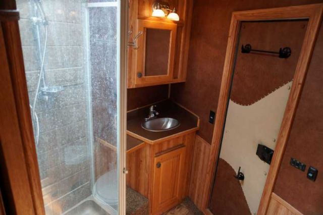 Used Horse Trailers for Sale