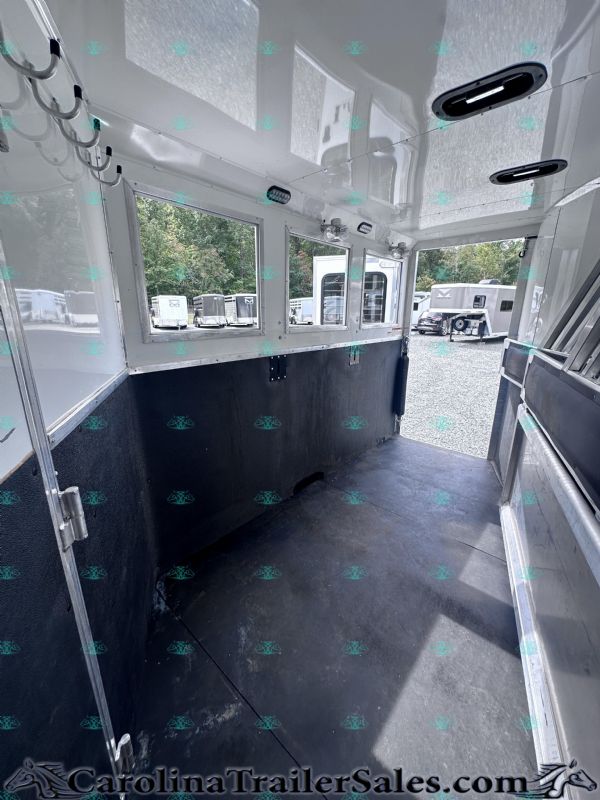Used Horse Trailers for Sale