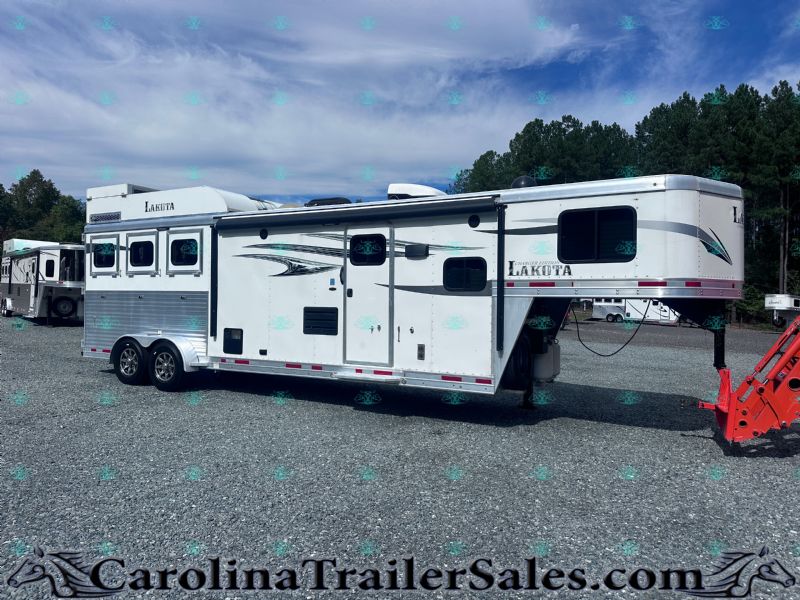 Used Horse Trailers for Sale