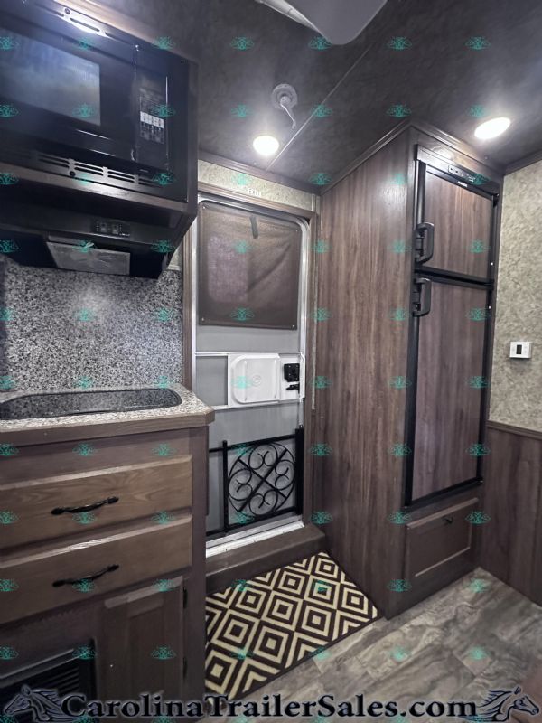 Used Horse Trailers for Sale
