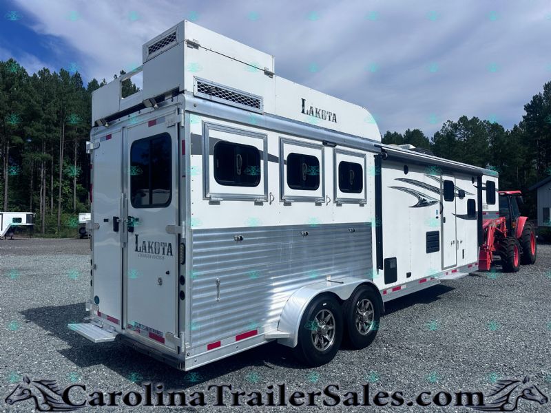 Used Horse Trailers for Sale