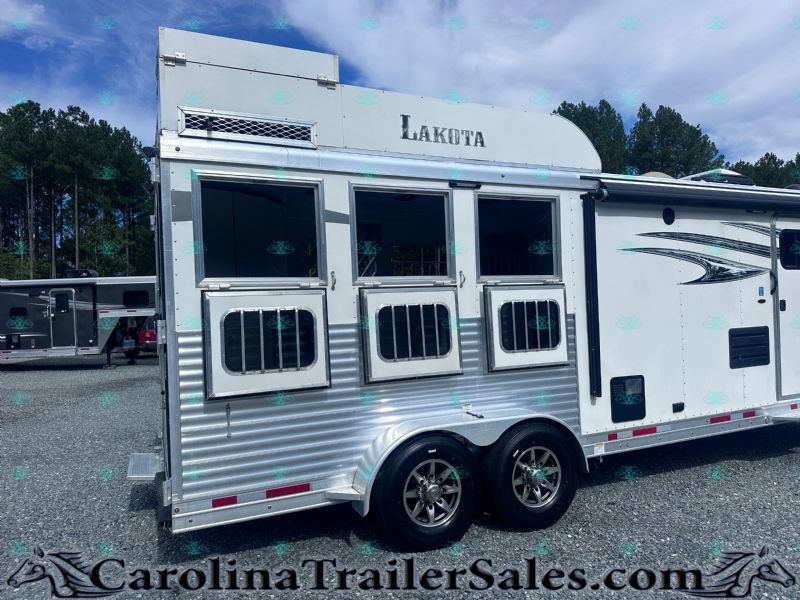 Used Horse Trailers for Sale