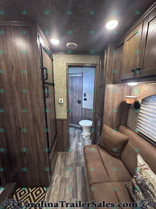 Used Horse Trailers for Sale