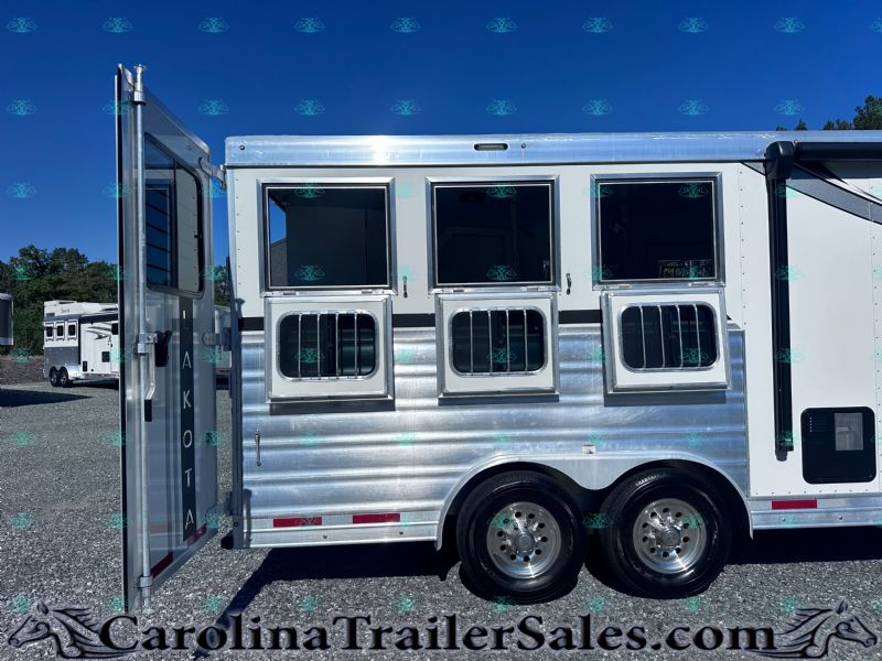 Used Horse Trailers for Sale