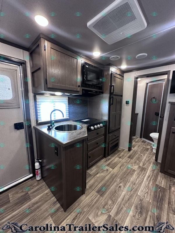 Used Horse Trailers for Sale
