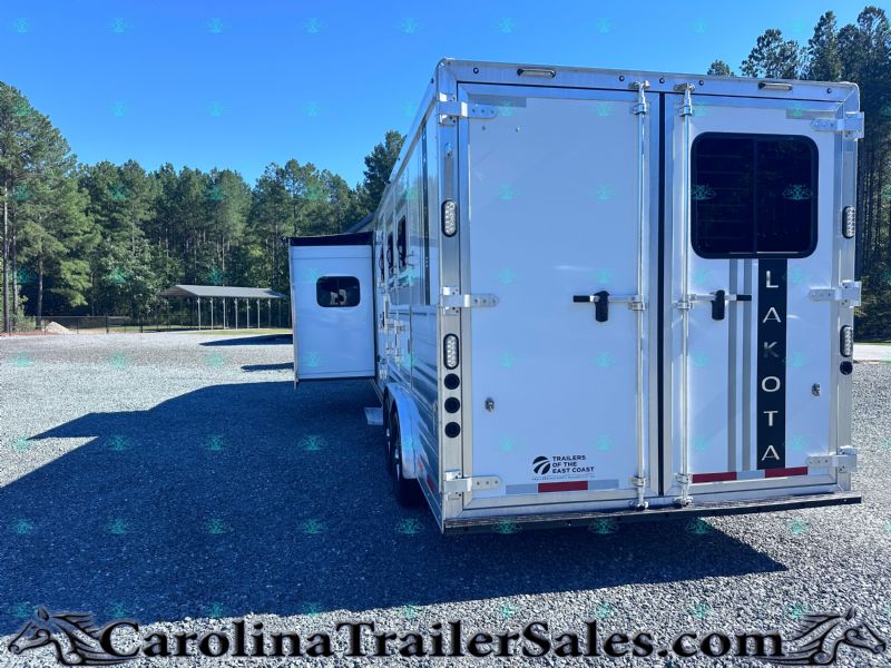 Used Horse Trailers for Sale
