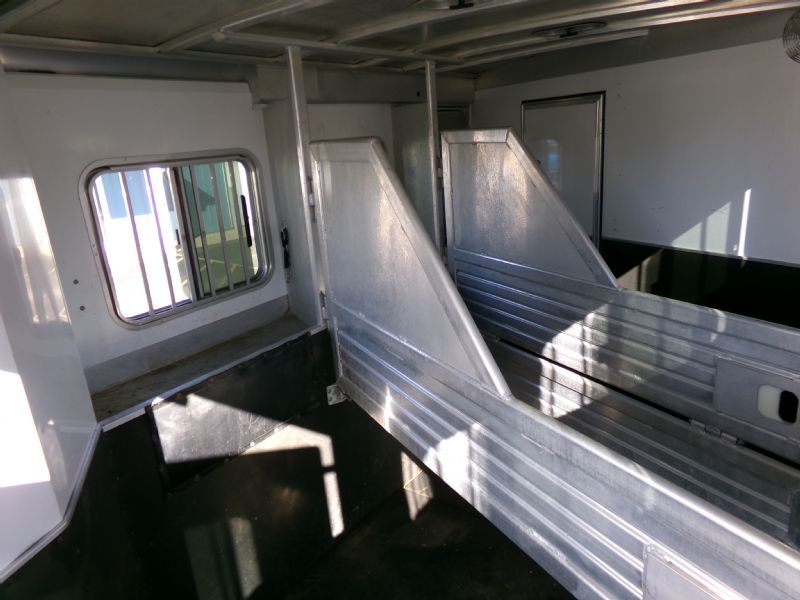 Used Horse Trailers for Sale