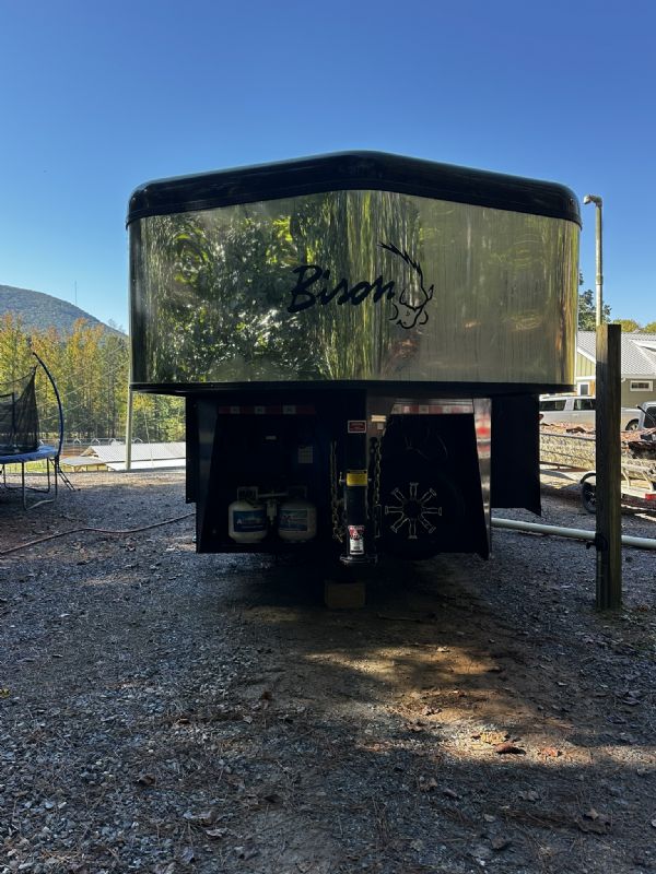 Used Horse Trailers for Sale