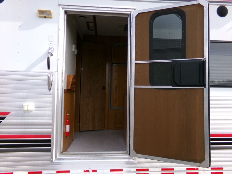 Used Horse Trailers for Sale