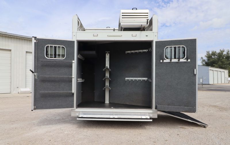 Used Horse Trailers for Sale