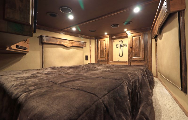 Used Horse Trailers for Sale