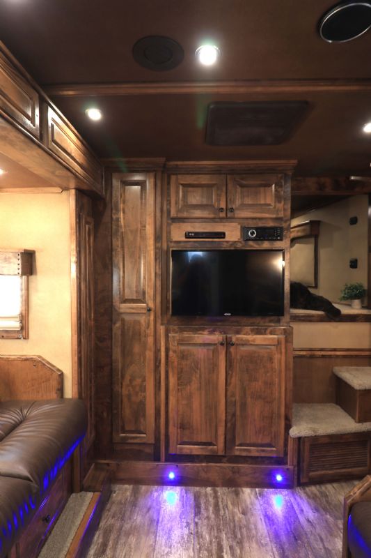 Used Horse Trailers for Sale