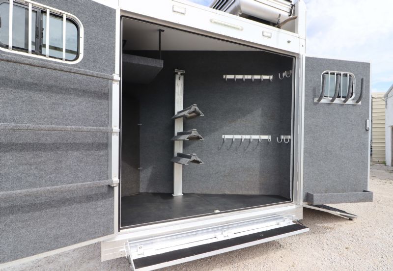 Used Horse Trailers for Sale