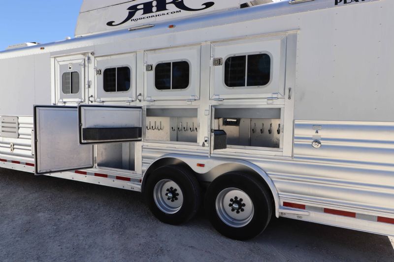 Used Horse Trailers for Sale