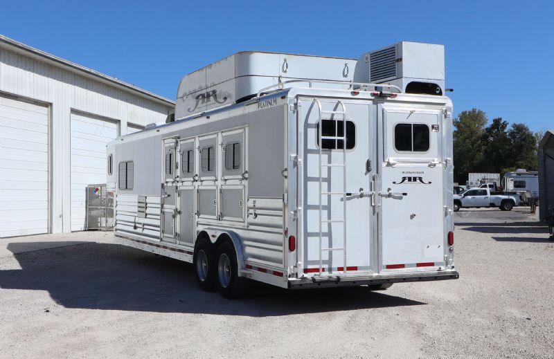 Used Horse Trailers for Sale